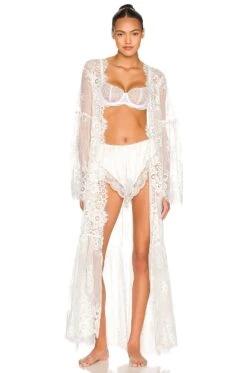 Georgina Long Lace Robe White